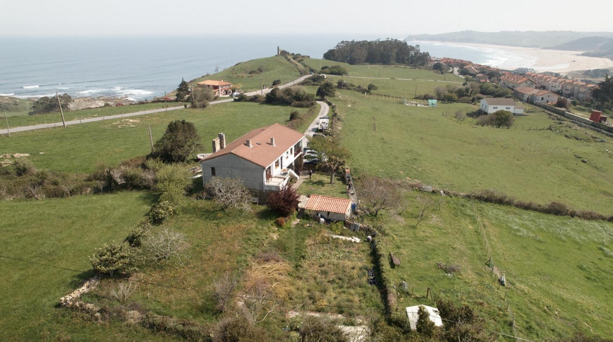 Surf House Sanvi Bed and Breakfast San Vicente De La Barquera Exteriör bild