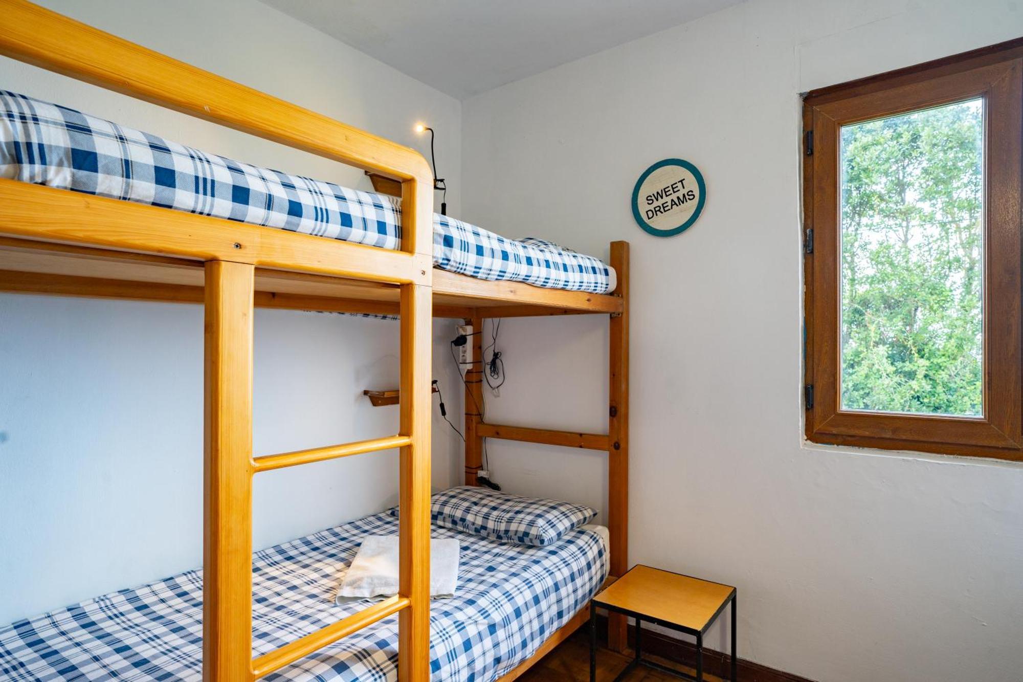 Surf House Sanvi Bed and Breakfast San Vicente De La Barquera Exteriör bild